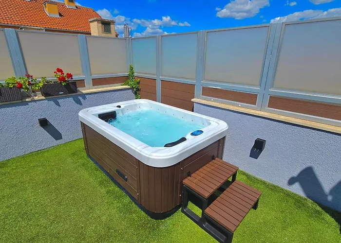 Jacuzzi Tuscany Terrace Free Parking